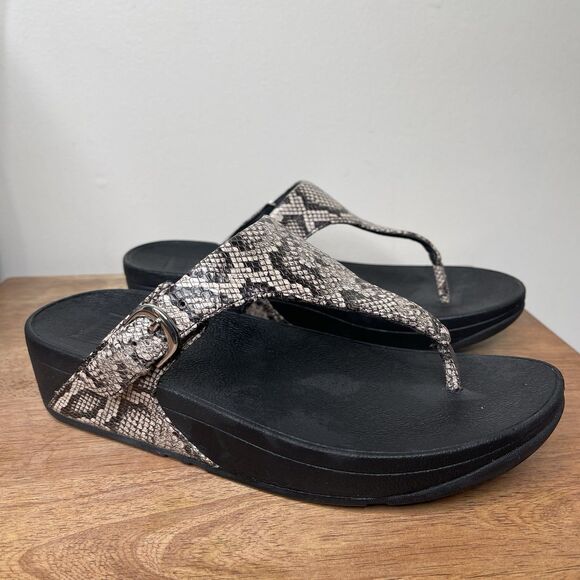 Fitflop Shoes - FitFlop Thong Sandals Women’s 7 Black Snake Print Adjustable Buckle Comfort